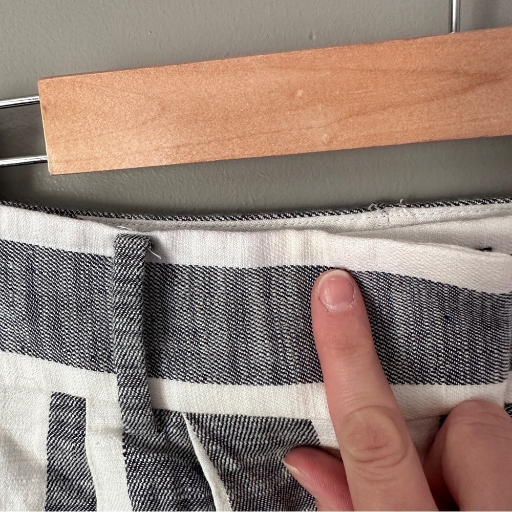 Ann Taylor Striped Lined shorts - Picture 8 of 9